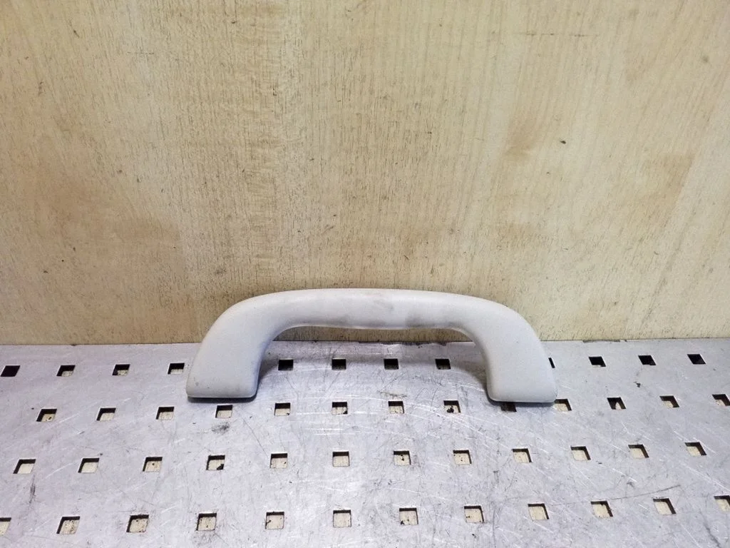 Front interior roof grab handle – Mazda 3 II (2009-2013)