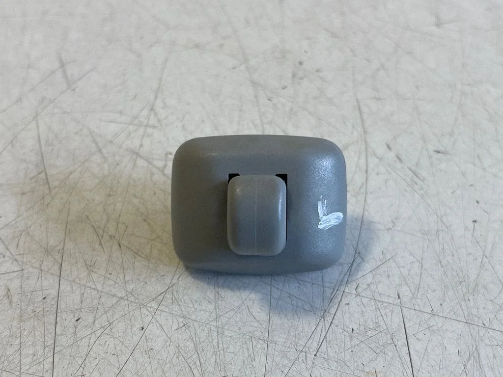 Sun visor clip/hook/bracket 8W0857562A – Audi SQ2 GA (2017-)