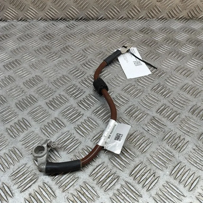 Mīnusa vads (akumulatora) – Porsche Taycan 9J1 (2019-)