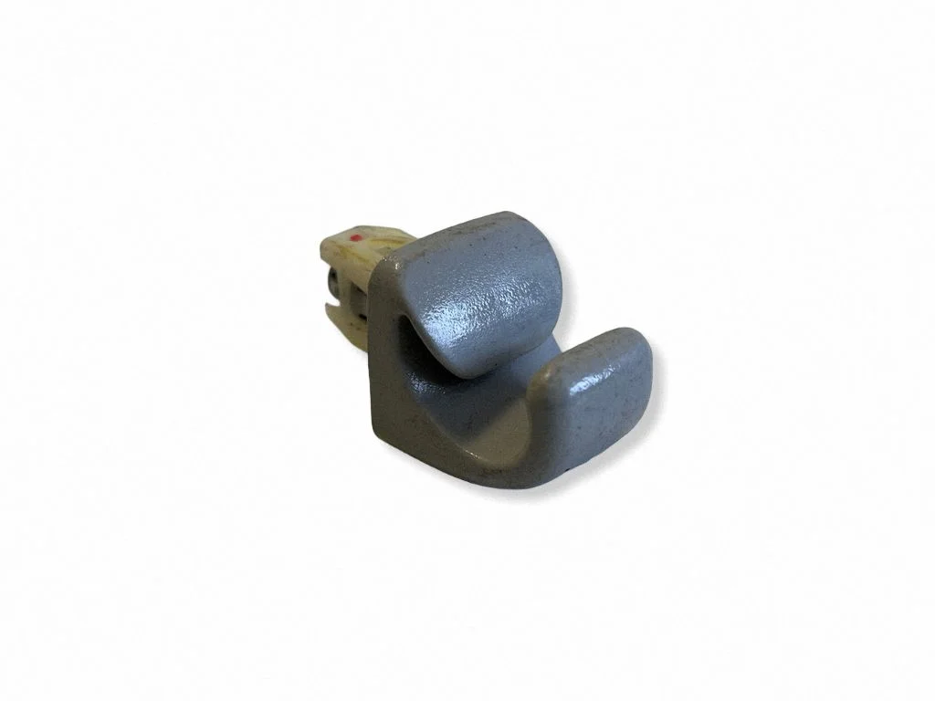 Sun visor clip/hook/bracket