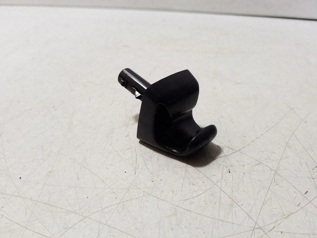 Sun visor clip/hook/bracket