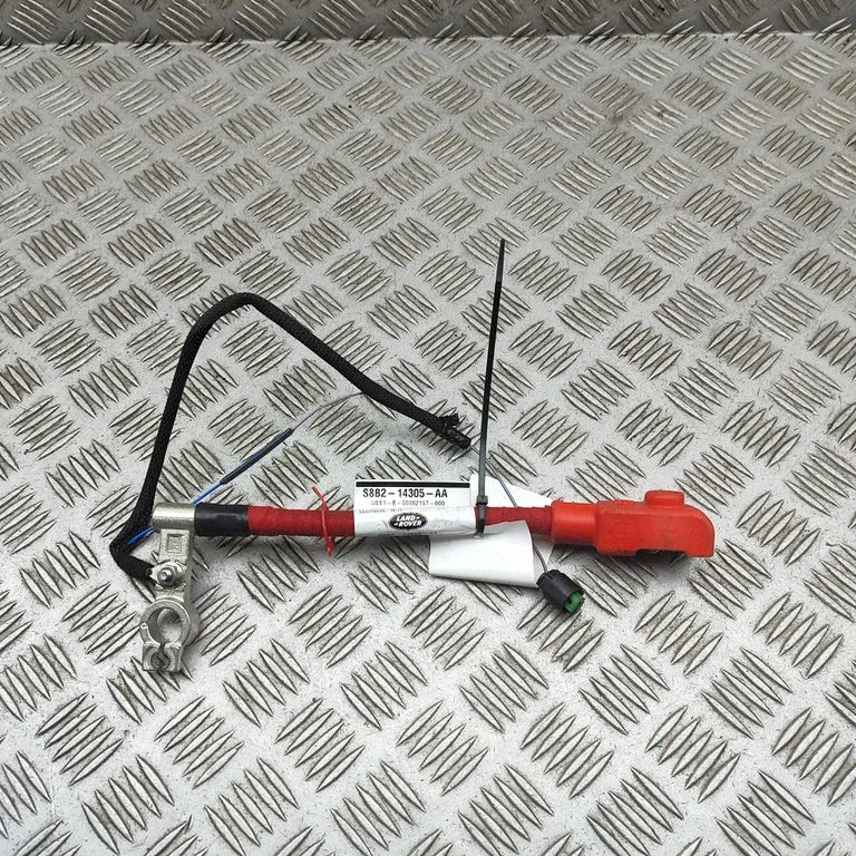 Przewód plusowy (akumulatora) S8B214305AA