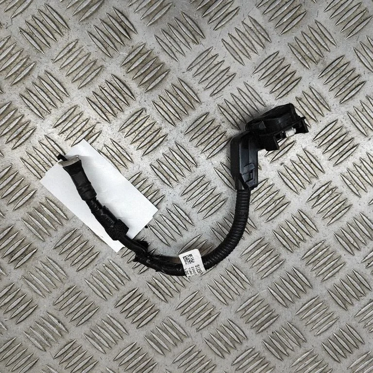 Positive cable (battery) 91856G2020