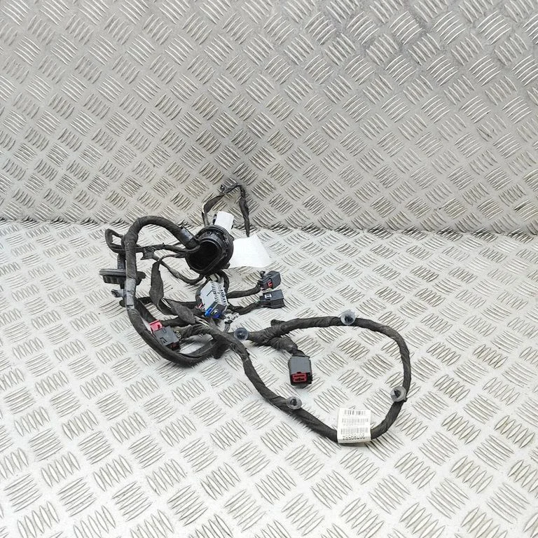 Priekšējo durvju vadu instalācija 20789584