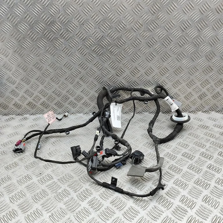Esiukse juhtmestik PY4214630VB