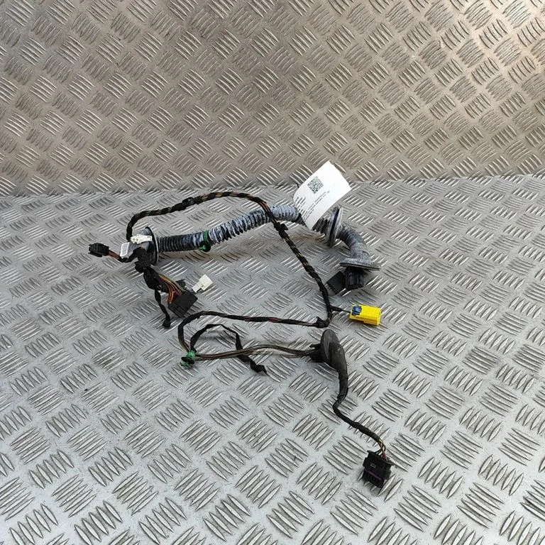 Esiukse juhtmestik 97061261001