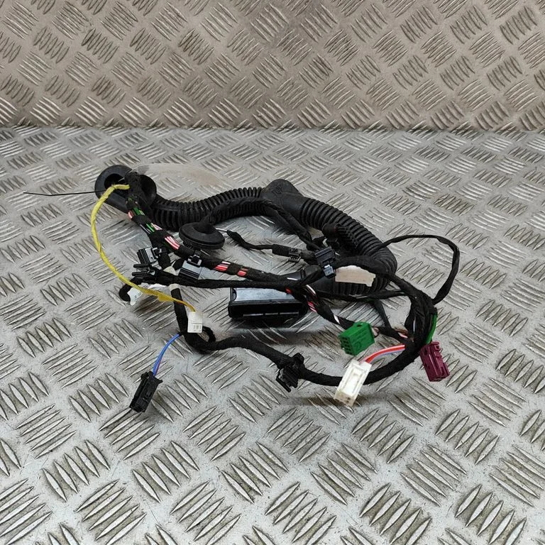 Rear door wiring loom A1775402011