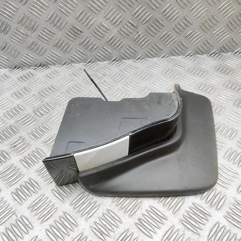 Front mudguard K8D216D055BDW