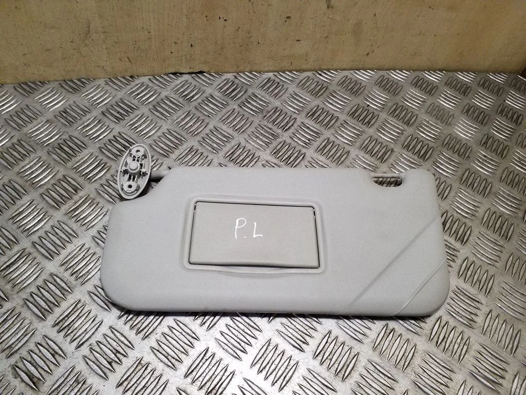 Sun visor – left