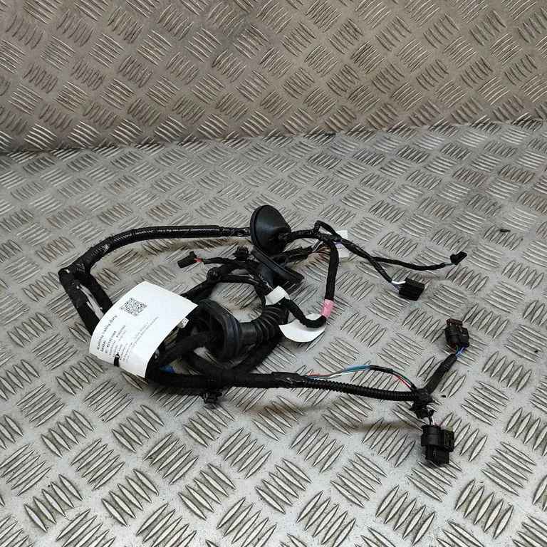 Rear door wiring loom – Tesla Model Y (2020-)