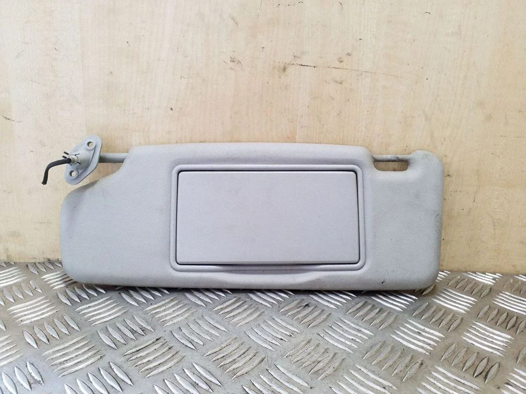 Sun visor – Volvo S40, V40 (1995-2004)