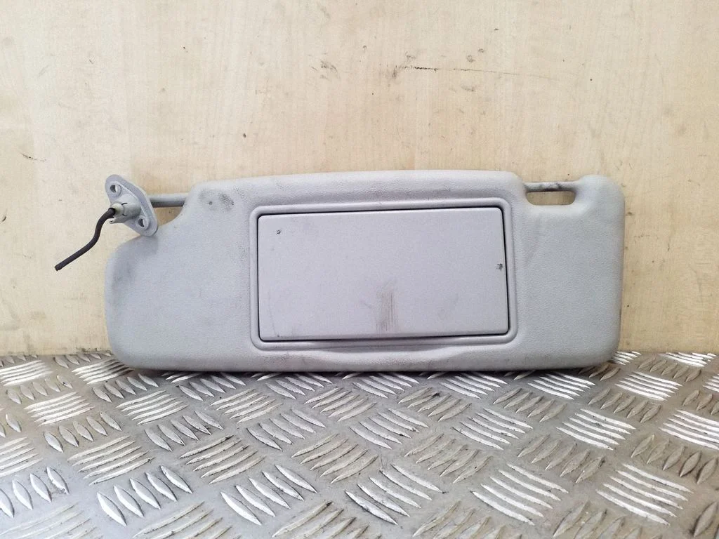 Sun visor – Volvo S40, V40 (1995-2004)
