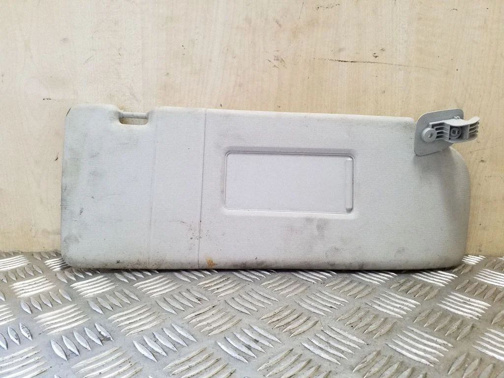 Sun visor – Ford Galaxy (2000-2006)