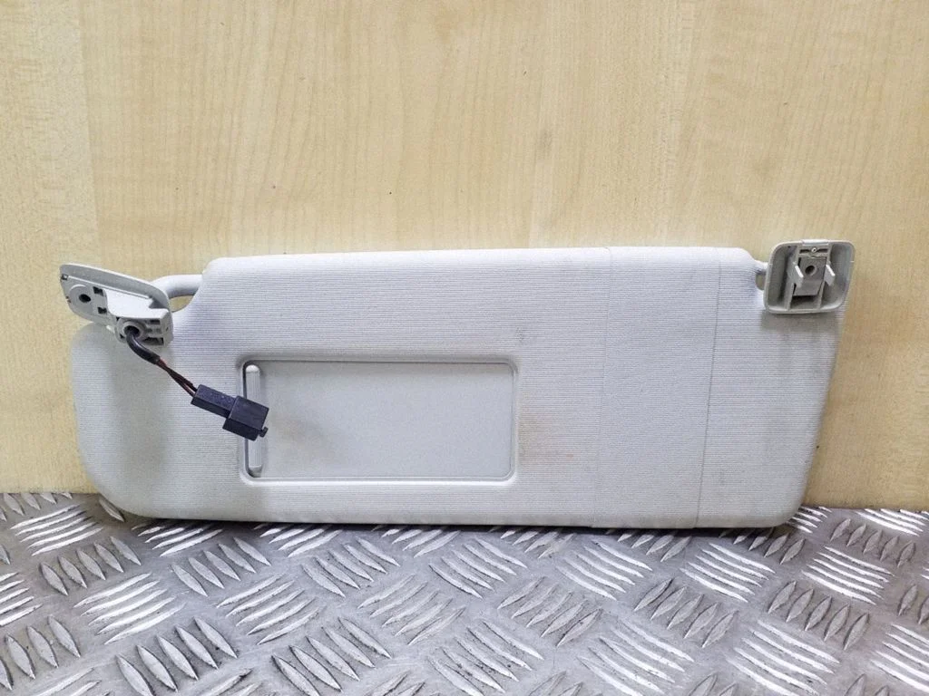 Päikesesirm 1K0857551N