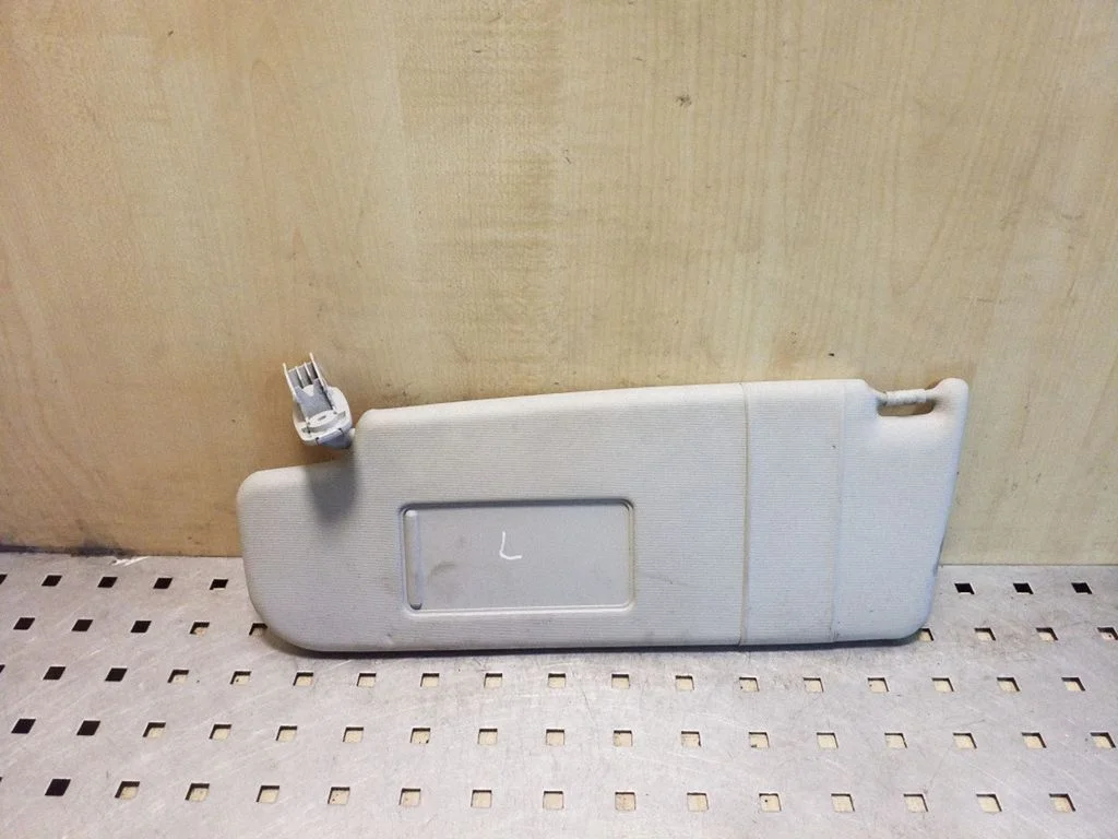 Sun visor 3T0857551A