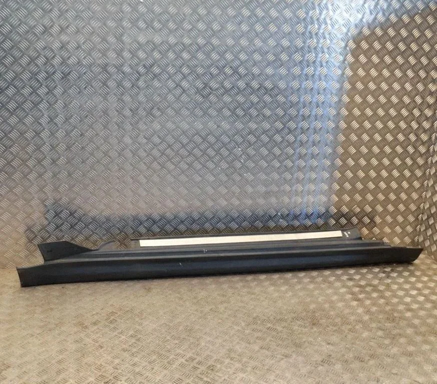 Sill 7167592
