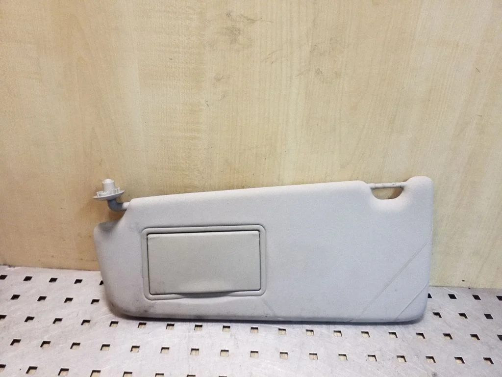Sun visor – left