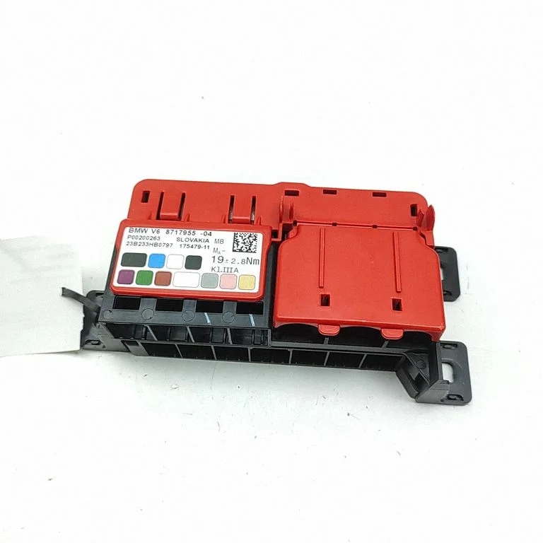 Plusa vadu savienojuma mezgls 8717955