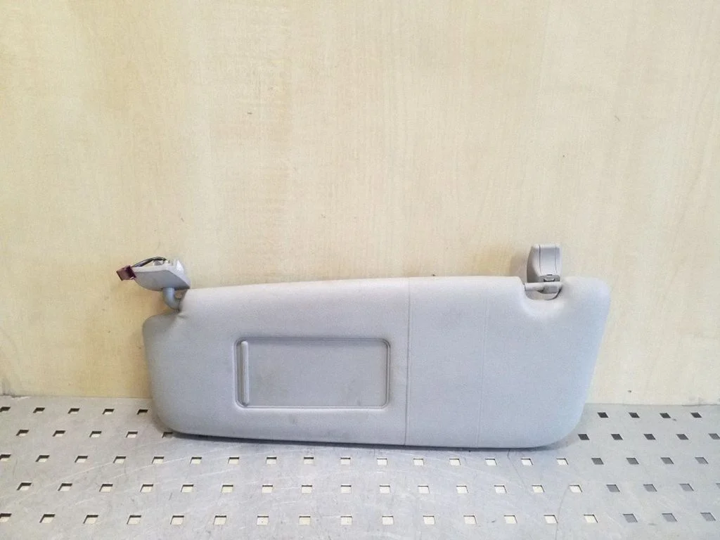 Sun visor 7066649