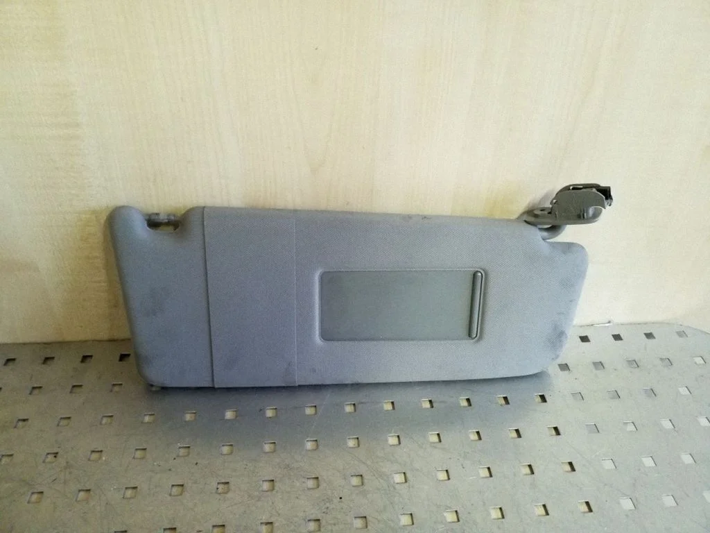 Päikesesirm 4B0857552