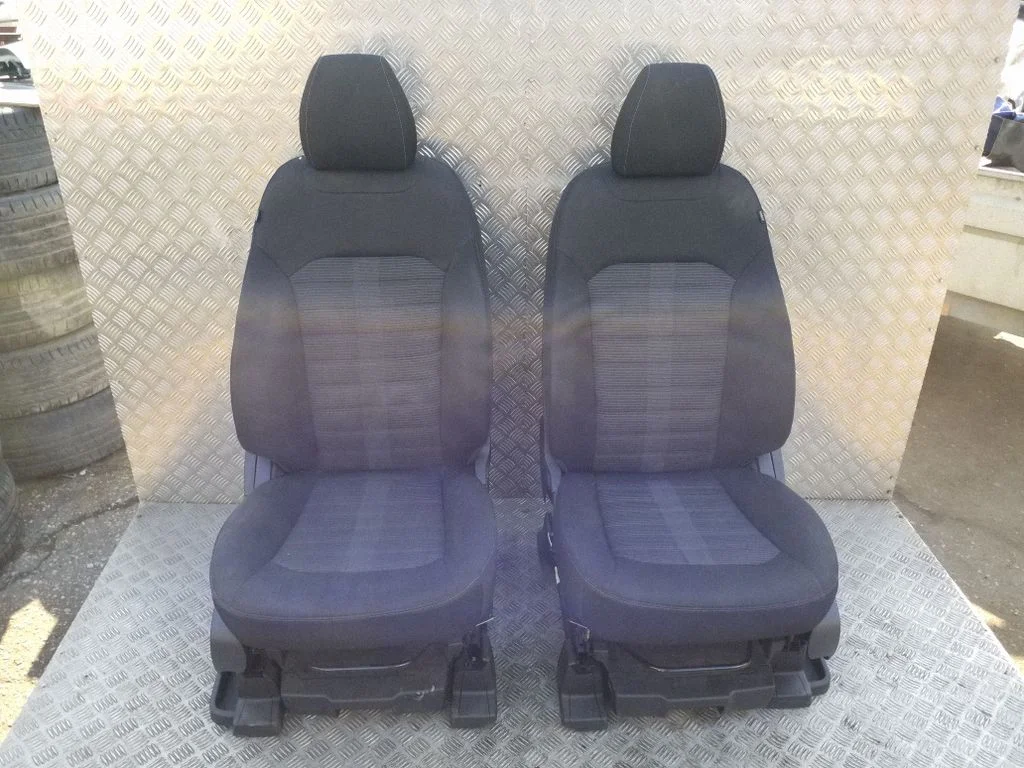 Interior set