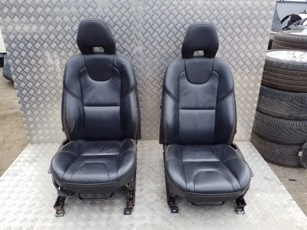 Interior set