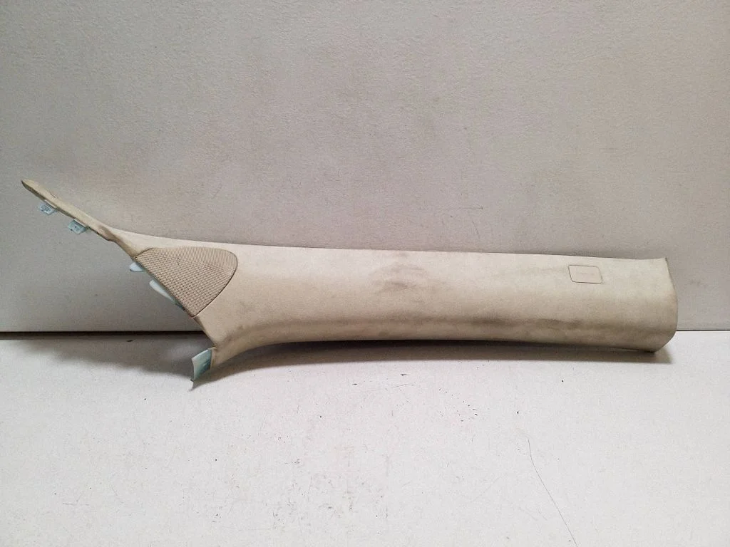(A) pillar trim – Tesla Model S (2012-)