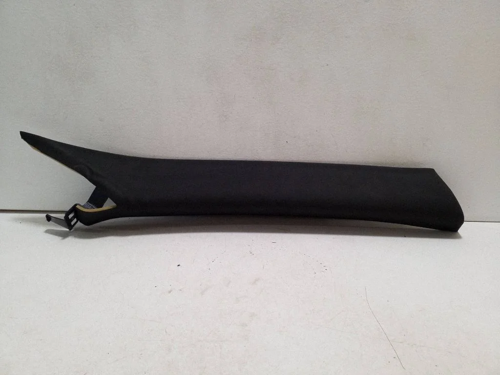 (A) pillar trim 06700114050