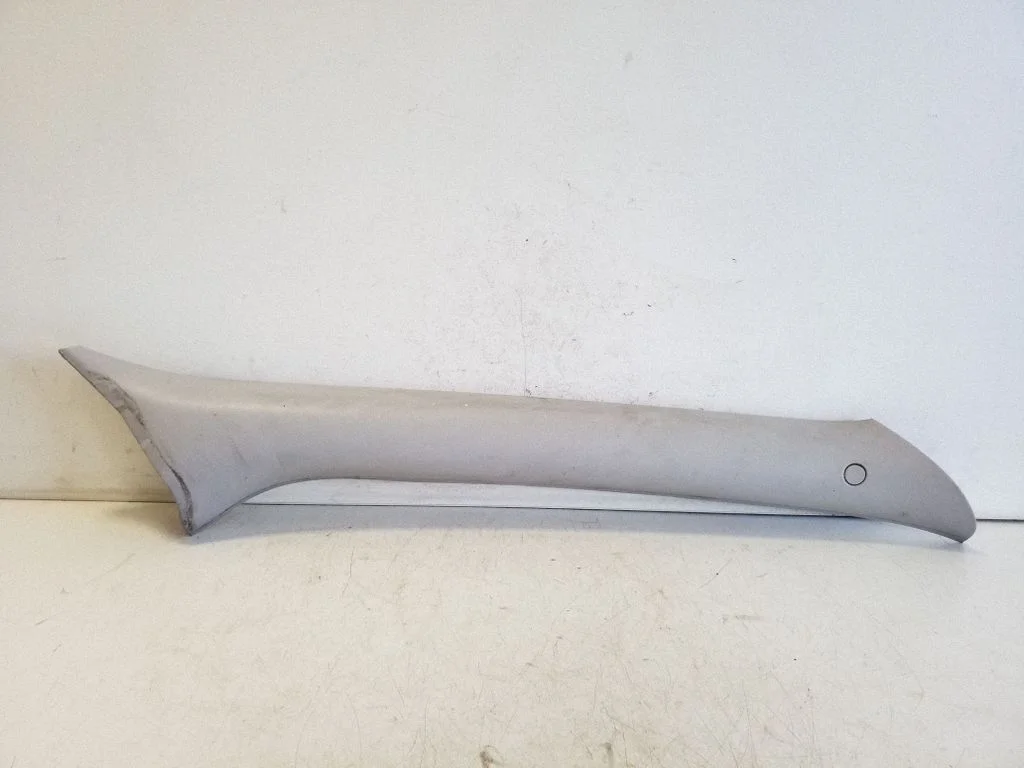 (A) piilari kate 3802027KZ – Iveco Daily 5th gen (2011-2014)