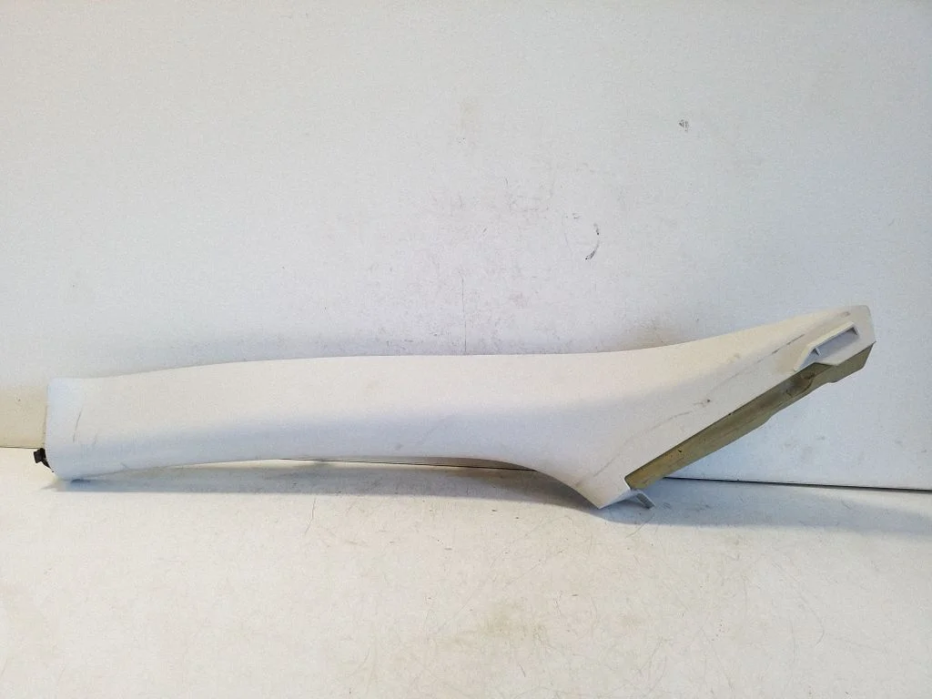 (A) piilari kate 735641767