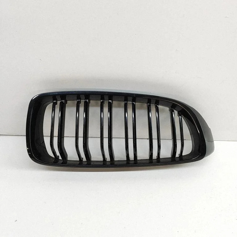 Atrapa przednia (grill) 5A3D026
