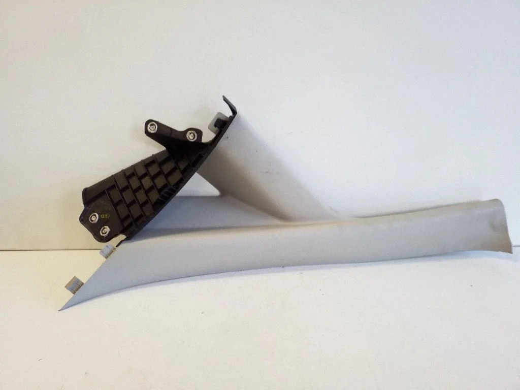 (A) piilari kate DN1BA03199