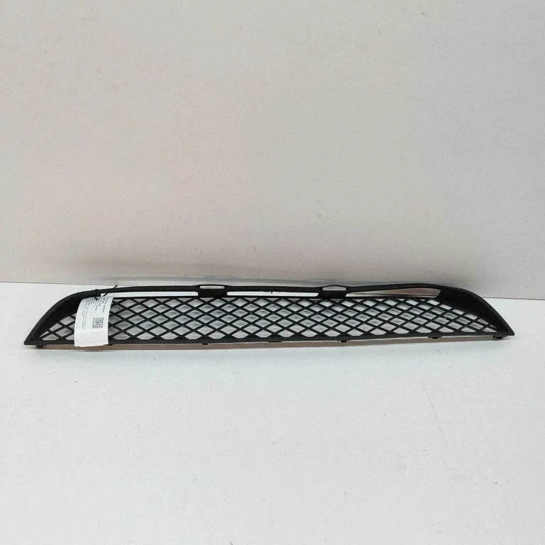Atrapa przednia (grill) – Mercedes-Benz Sprinter W906 (2006-2018)