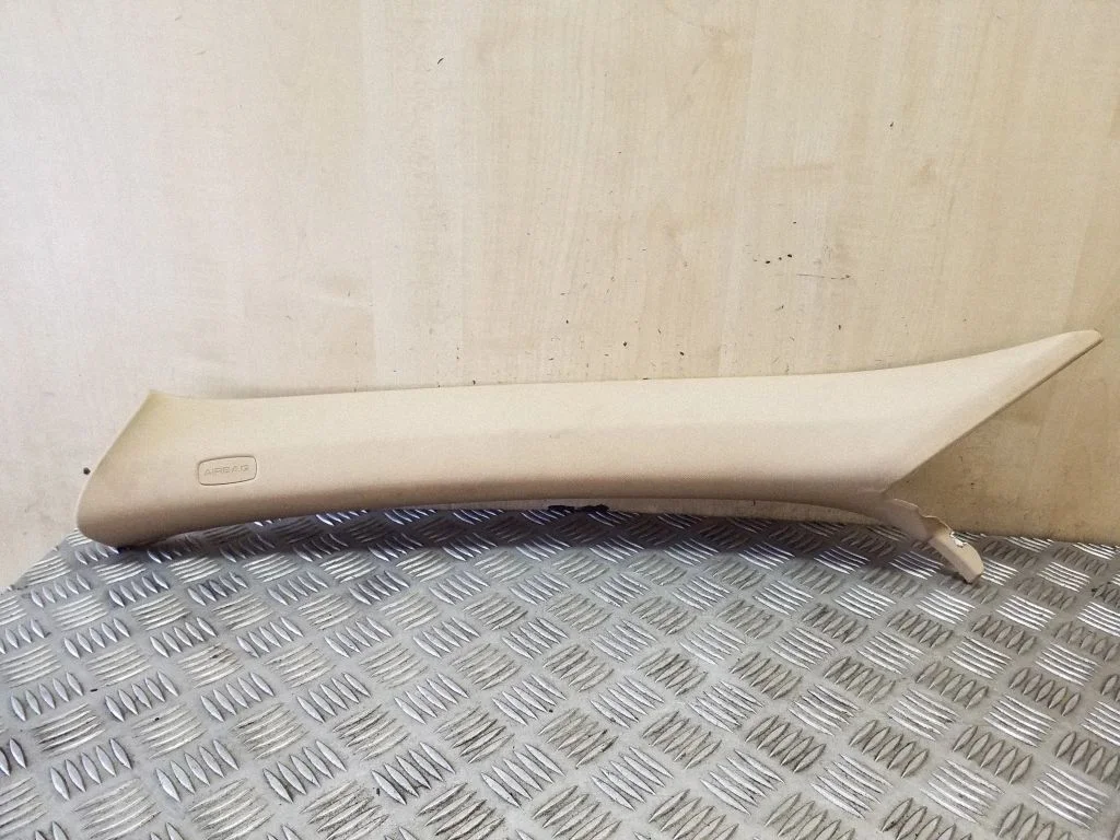 (A) pillar trim – Porsche Cayenne (92A) (2010-2017)