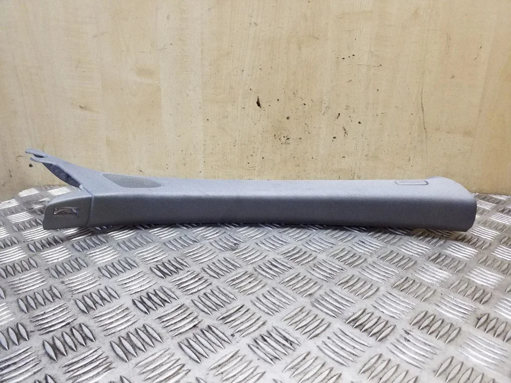 (A) piilari kate 8V4867234A