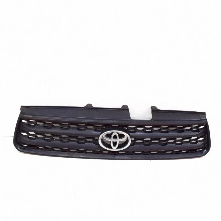 Front grill – Toyota RAV 4 (XA20) (2000-2005)