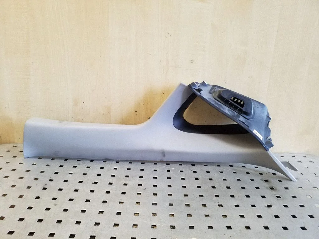 (A) pillar trim 858221W000
