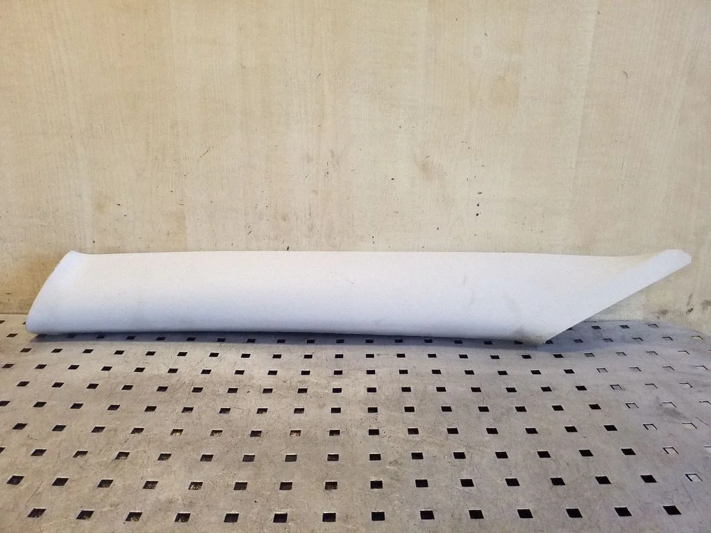 (A) pillar trim 5L0867233B