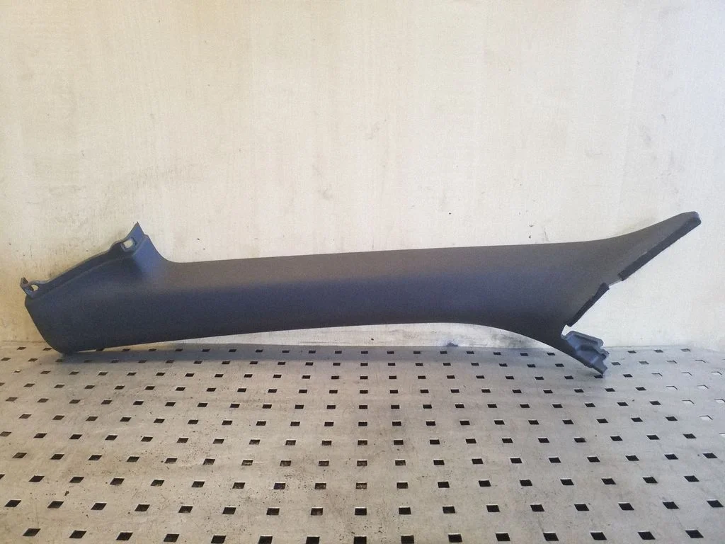 (A) pillar trim 8F0867233B