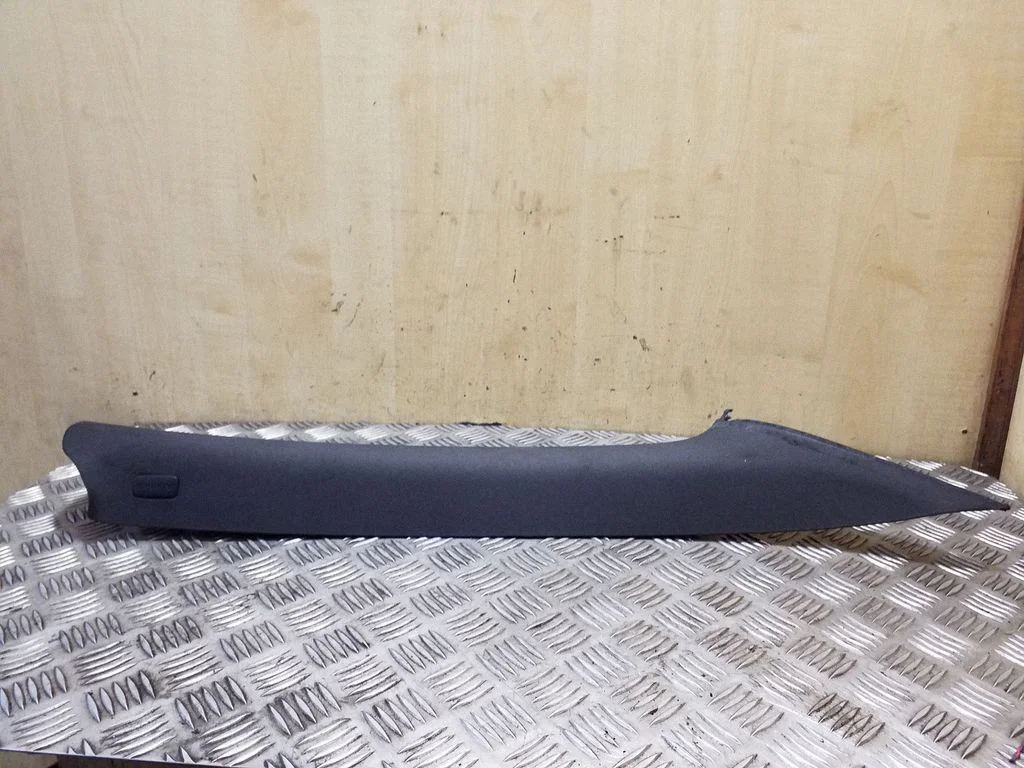 (A) piilari kate 4L0867234C