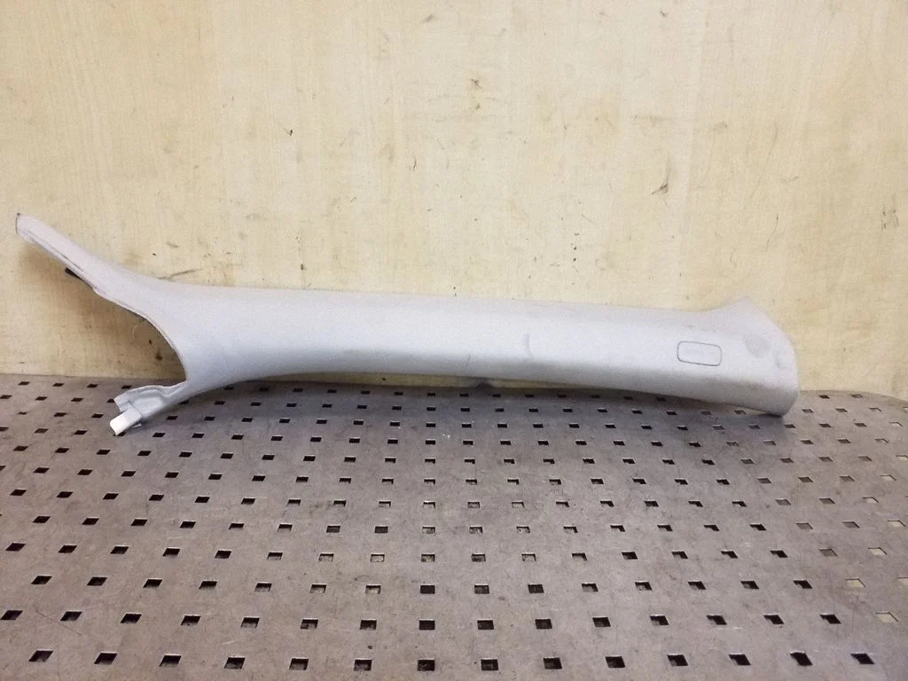 (A) pillar trim – Audi A4 Allroad B8 (2008-2016)