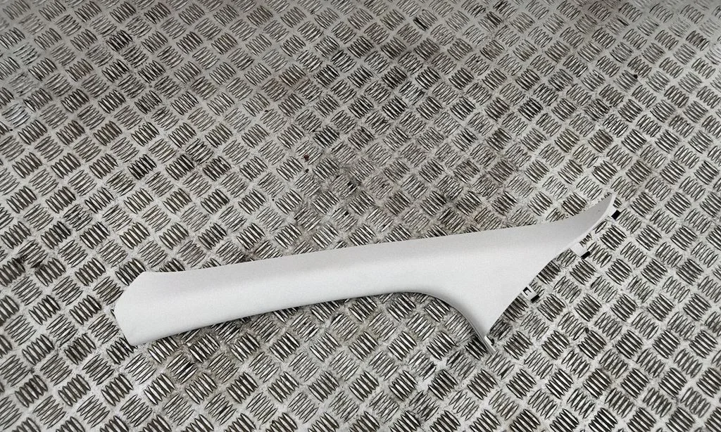 (A) statņa apdare BM51A03199A