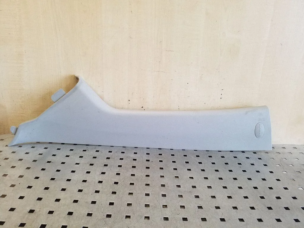 (A) pillar trim 96630427