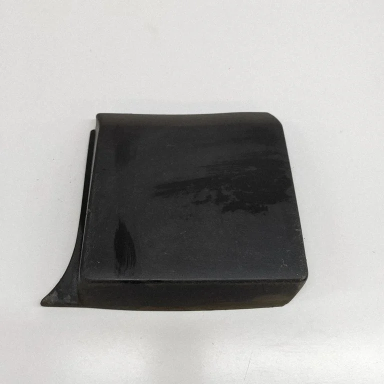 Rear door trim (molding) – Opel Vivaro (2014-2018)
