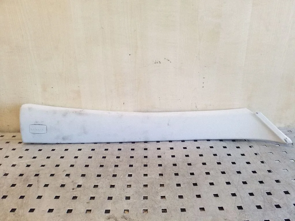 (A) pillar trim 5P0867234N
