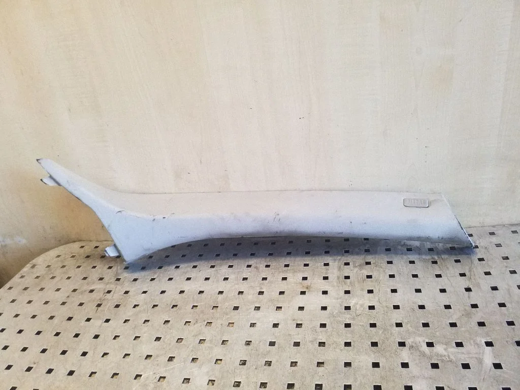(A) piilari kate – BMW X3 E83 (2003-2010)