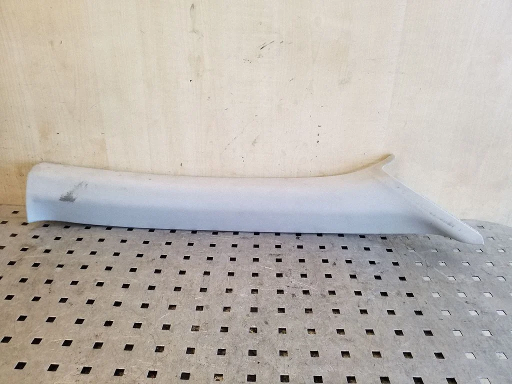 (A) pillar trim 5E0867233