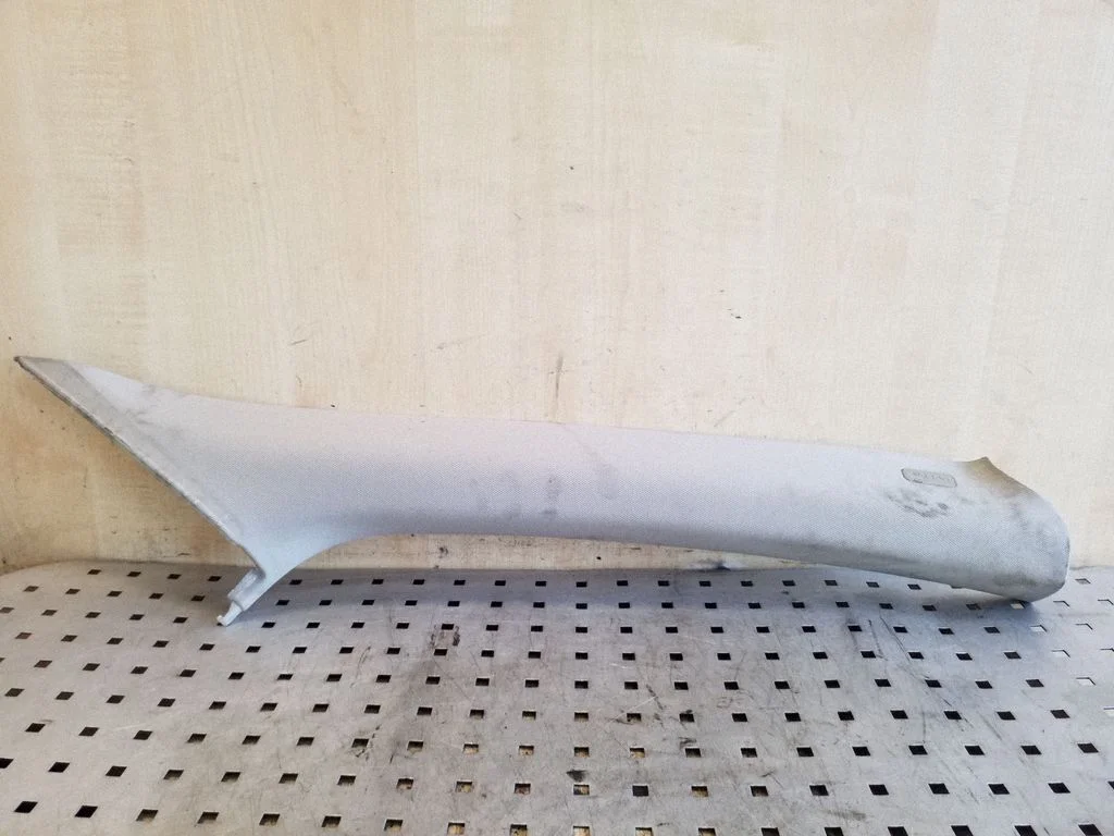 (A) piilari kate 4L0867234B