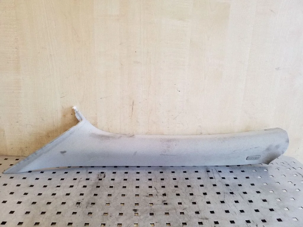 (A) piilari kate 4L0867233B