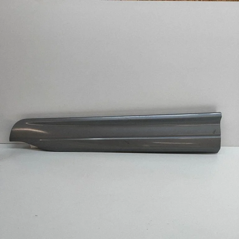 Listwa drzwi przednich LV4BS20848